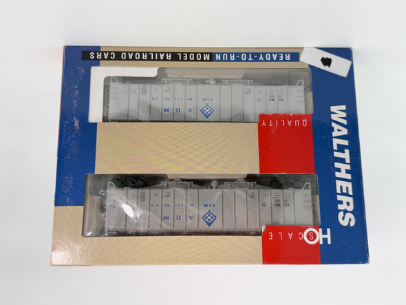 Pre-Owned: Walthers 50' Airslide Covered Hopper, 2 pack ADM 53002-53075 - HO Scale