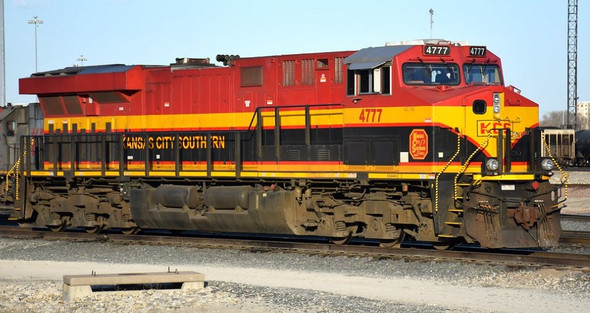 MMRR EXCLUSIVE: PRE-ORDER: Broadway Limited 10895 - GE ES44AC (DC Silent) Kansas City Southern (KCS) 4777 - N Scale