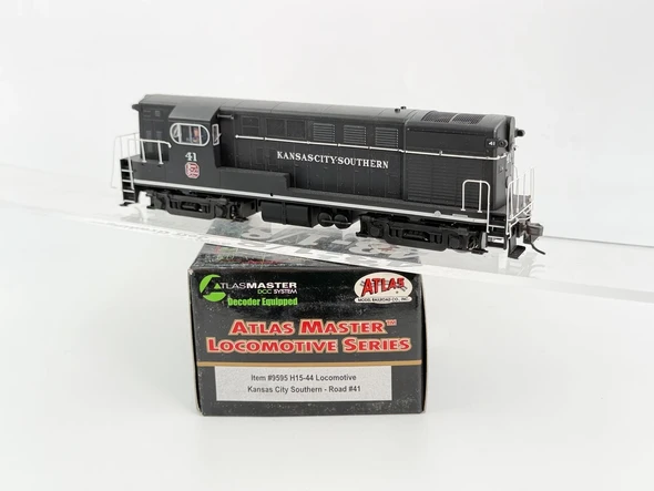 Pre-Owned: Atlas Master Series H15-44 locomotive Atlas Master DCC (DCC without Sound) Kansas City Southern (Black) 41 - HO Scale