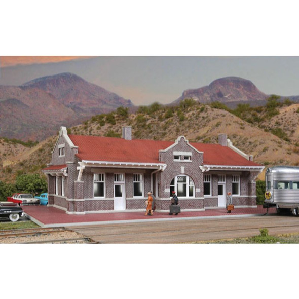 Walthers Cornerstone 933-4055 - Brick Mission Style Depot   - HO Scale