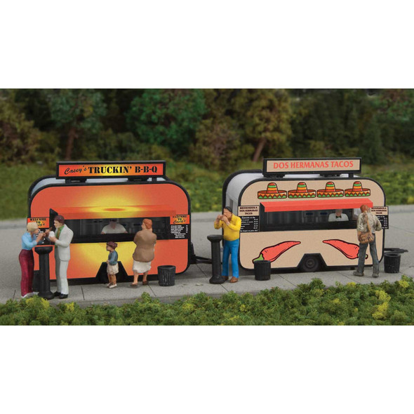Walthers 949-2904 - BBQ and Taco Food Trailers    - HO Scale Kit