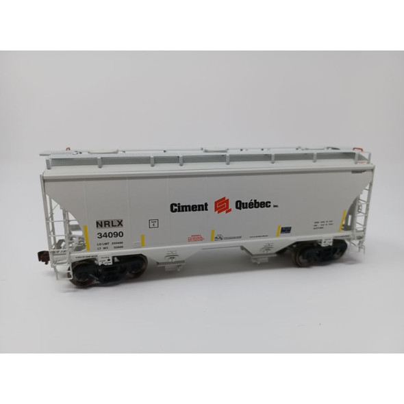 American Limited Models 2028 - Trinity 3281 Covered Hopper  NorRail Ciment Quebec (NRLX) 34165 - HO Scale