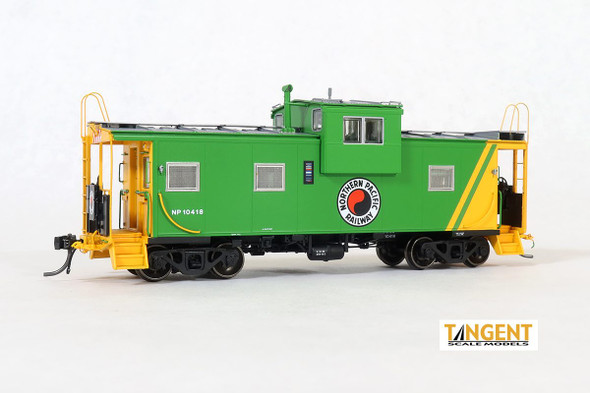 Tangent Scale Models 60310-05 - International Wide-Vision Caboose Northern Pacific (NP) 10418  - HO Scale