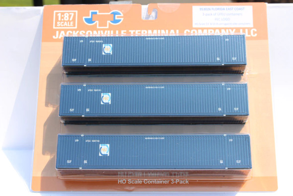 Jacksonville Terminal Co 953026 - 53' HIGH CUBE 8-55-8, 3 pack of containers with IBC castings at 53' corner. Florida East Coast (XFEU) 668003, 668191, 668748 - HO Scale