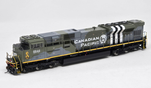 PRE-ORDER: Athearn Genesis 1146 - EMD SD70ACu (DC Silent) Canadian