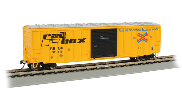 Bachmann 14901 - 50' Outside Braced Box Car With FRED TTX (RBOX) 32411 - HO Scale