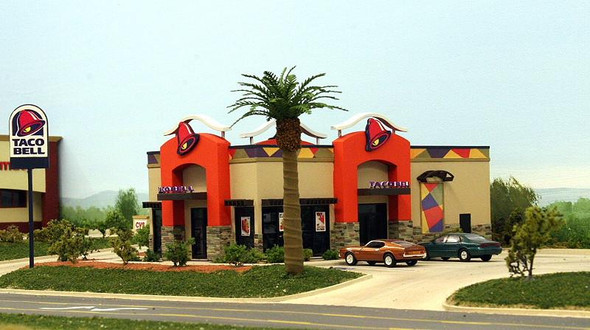 Summit Customcuts TB-003 - Taco Bell Restaurant Latest Design  - HO Scale Kit