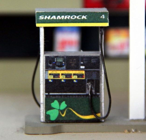 Summit Customcuts GP-004 - Shamrock Gas Pumps, 4 pck  - HO Scale Kit