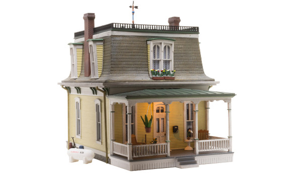 Woodland Scenics BR5036 - Home Sweet Home - Built & Ready Landmark Structure - HO Scale