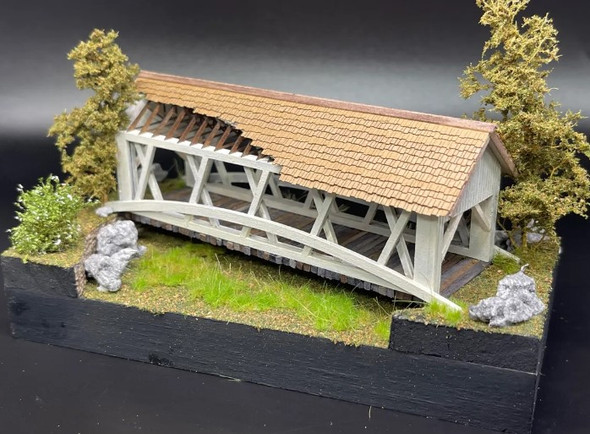 Mudd Creek Models 019HO - Covered Bridge  - HO Scale Kit