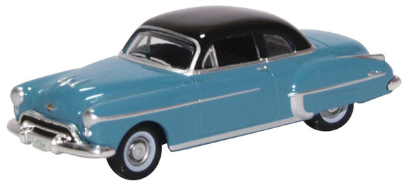 Oxford Diecast 87OR50002 - 1950 Oldsmobile Rocket 88 Crest Blue, Black - HO Scale