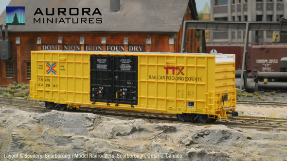 Aurora Miniatures 306002 - 7550 cf 60' Plate F Boxcar TTX (TBOX) 642906 - HO Scale