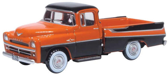 Oxford Diecast 87DP57004 - 1957 Dodge D100 Sweptside Pick Up Truck Omaha Orange, Jewel Black  - HO Scale