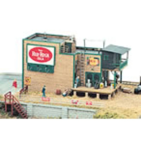 JL Innovative 331 - McSoreley's Old Ale House    - HO Scale Kit