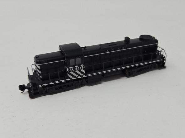 Pre-Owned: Kato ALCo RS-2 w/ DCC Non Sound Atchison, Topeka and Santa Fe (ATSF) 2099 - N Scale