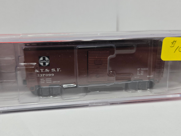 Pre-Owned: InterMountain Box 40' Single Door Santa Fe ATSF 137099 - N Scale