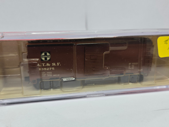 Pre-Owned: InterMountain Box 40' Single Door Santa Fe ATSF 138275 - N Scale