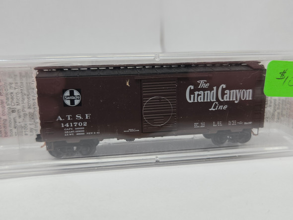 Pre-Owned: Micro-Trains Box 40' Single Door Santa Fe ATSF 141702 - N Scale