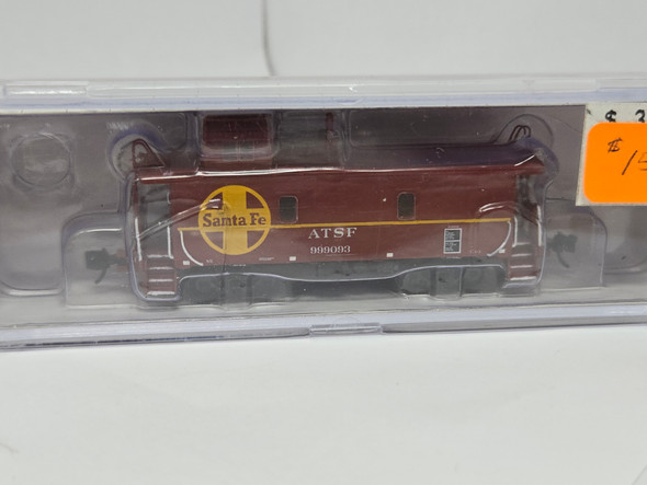 Pre-Owned: InterMountain Caboose Rear Cupola Santa Fe ATSF 999093 - N Scale