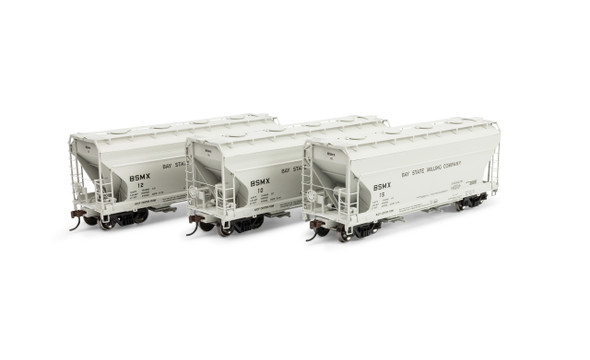 Athearn 1694 - ACF 2970 2-Bay Covered Hopper (3) Bay State Milling Company (BSMX) 10/12/15 - HO Scale