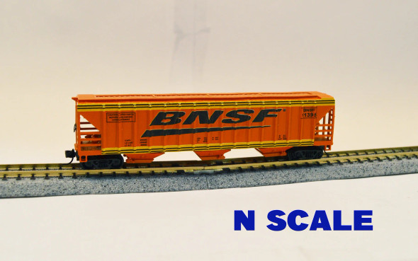 Value Trains USA N21000-11374 - PS-4785 Covered Hopper BNSF 11374 - N Scale