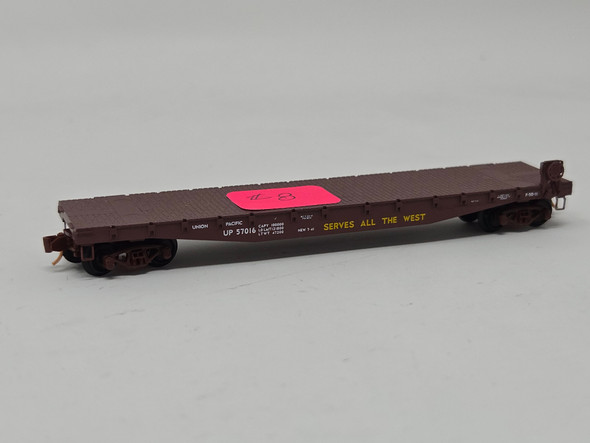 Pre-Owned: Micro-Trains Flat Fish Belly, Side Mounted Brake Wheel Union Pacific UP 57016 - N Scale