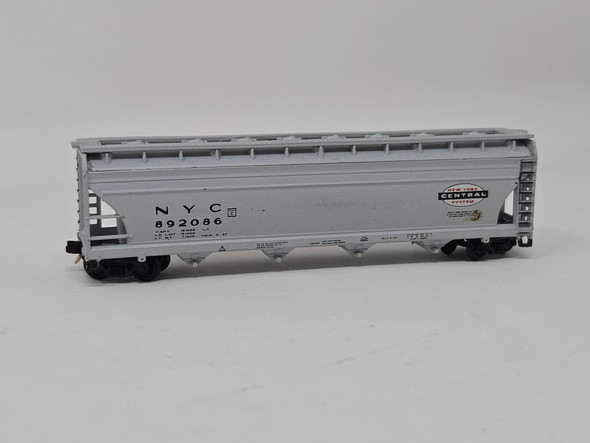 Pre-Owned: Atlas Hop Grain 4 Bay Covered New York Central NYC 892086 - N Scale