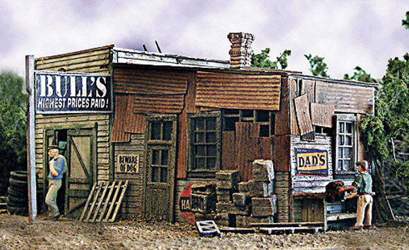 Bar Mills 0452 - Bull's Salvage  - HO Scale Kit