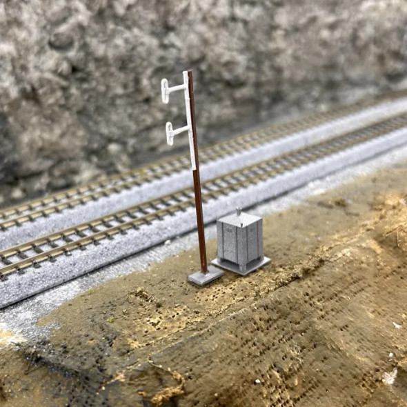 Jackson Railcar N62052b - PTC Mast (4 pck) long arm  - N Scale