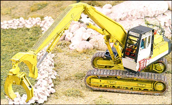 GHQ 53012 - Komatsu Log Loader w/ Heel Boom  - N Scale Kit