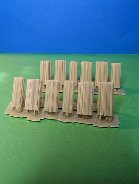 Whistle Stop Models HO1015 - Stacks of lumber  - HO Scale