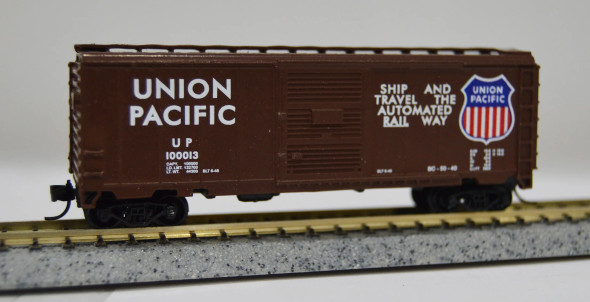 Value Trains USA HO40-304-1000015 - Ship & Travel Scheme 40' PS-1 Boxcar Union Pacific (UP) 1000015 - HO Scale