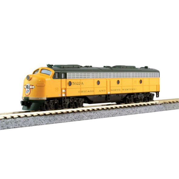 Kato 106104 - EMD E8A and 5-Car Train-Only Set  Chicago & Northwestern (CNW) "400" - N Scale