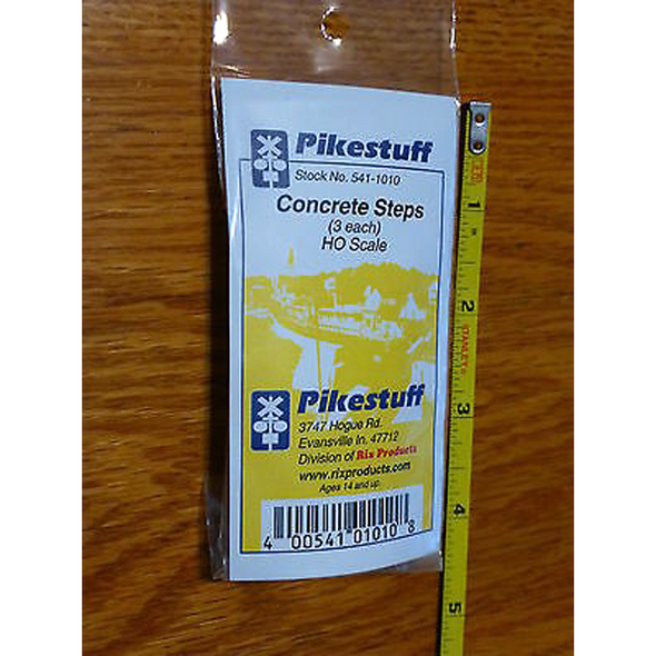 Pikestuff 1010 - Concrete Steps (3 each) - HO Scale