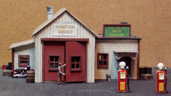 N Scale Architect 10404 - Andrew's Auto & Gas  - N Scale Kit