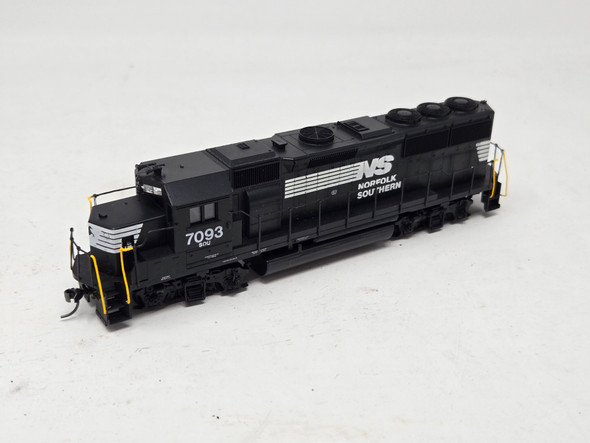 Pre-Owned: Athearn Blue Box EMD GP50 (Unpowered Dummy) Norfolk Southern 7093 - HO Scale