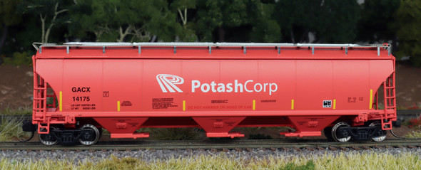 PRE-ORDER: InterMountain 67217-30 - Trinity 5161 3-Bay Covered Hopper Potash (GACX) 14313 - N Scale