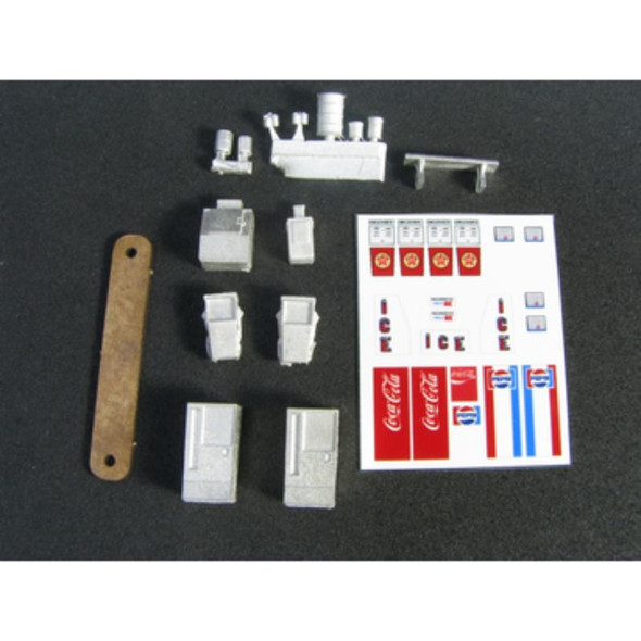 Showcase Miniatures 536 - Convenience Store Accessories   - N Scale Kit