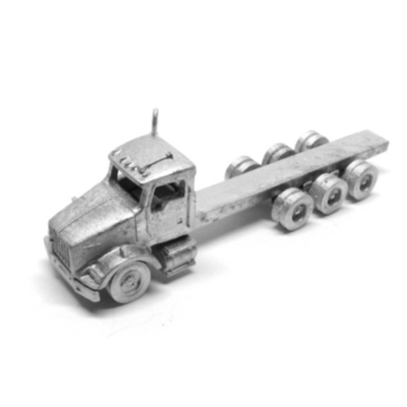 Showcase Miniatures 98 - KW Tri-Axle Tractor Builder's Pack   - N Scale Kit