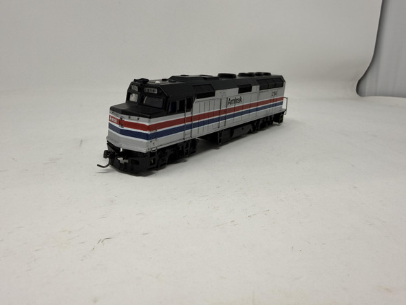 Pre-Owned: Bachmann EMD F40PH (DC Silent) Amtrak 214 - HO Scale