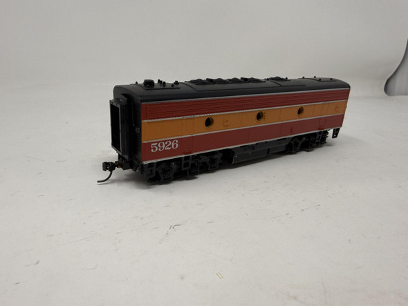 Pre-Owned: Athearn EMD F7B (Unpowered Dummy) Southern Pacific 5926 - HO Scale