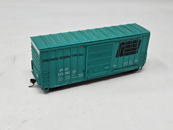 Pre-Owned: Roundhouse 40' High Cube Box Penn Central 272747 - HO Scale