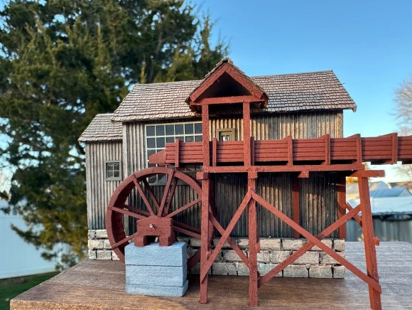 Mudd Creek Models 060HO - Tram's Grist Mill - HO Scale Kit