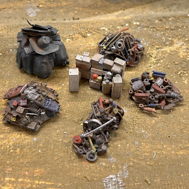 Jackson Railcar N62064 - "Junky" Scrap Piles (6 pck)  - N Scale