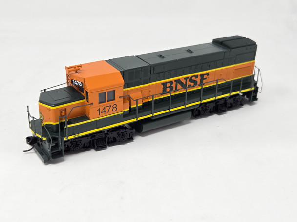 Pre-Owned: Walthers Trainline GP 15-1  Locomotive (DC Silent) BNSF 1478 - HO Scale