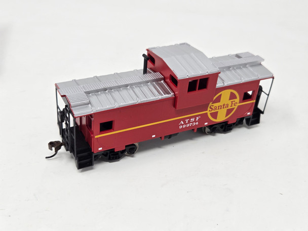 Pre-Owned: Walthers Trainline Caboose Atchison, Topeka and Santa Fe (ATSF) 999734 - HO Scale