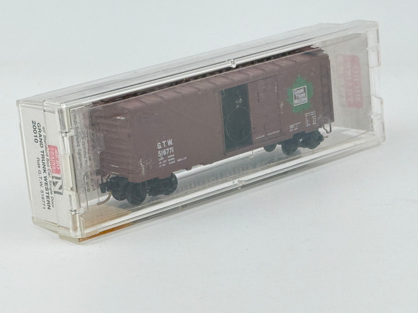 Pre-Owned: Micro-Trains 40’ Standard  Box Car, Single Door Grand Trunk Western 516771 - N Scale