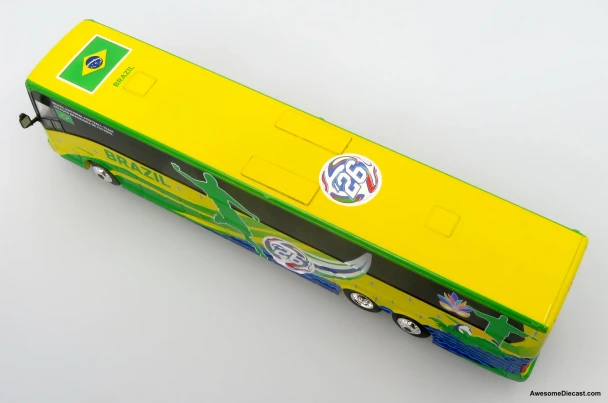 Iconic Replicas 87-0716 - 1:87 Van Hool CX-45 Coach: World Cup Brazil National Team  - HO Scale