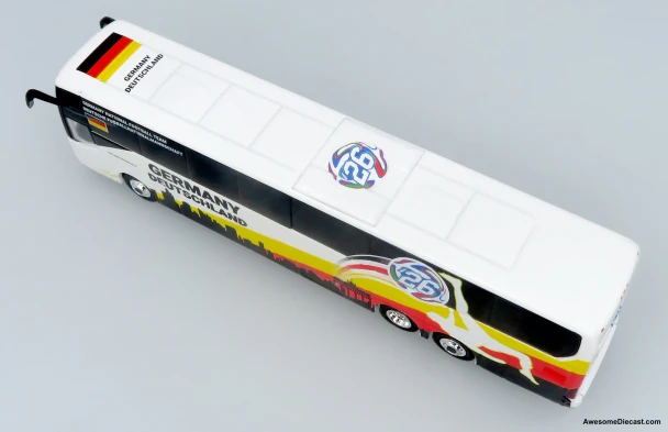 Iconic Replicas 87-0721 - 1:87 Mercedes-Benz Tourrider Coach: World Cup Germany National Team  - HO Scale