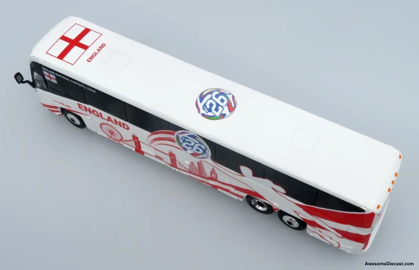 Iconic Replicas 87-0724 - 1:87 MCI D4520 Coach: World Cup England National Team   - HO Scale